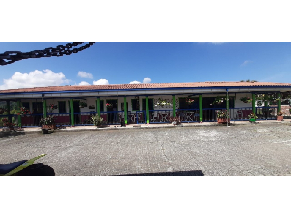 Venta Finca Santa Rosa de Cabal 211200 Mts2 (33 cuadras)