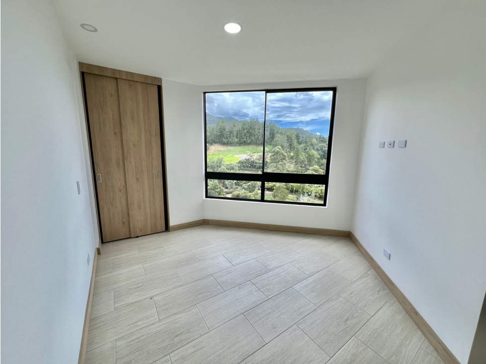 Alquiler apartamento Entrada al Malecón El Retiro 85,04 Mts2 — foto 4