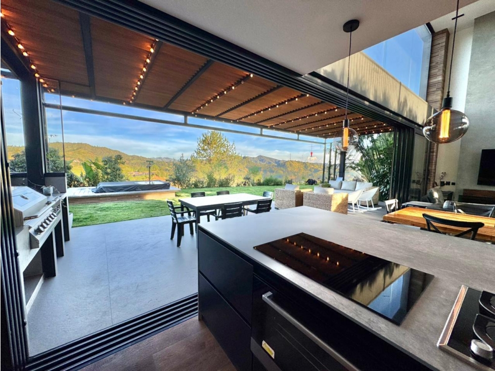 Venta Casa campestre Pantanillo El Retiro 530,15 Mts2