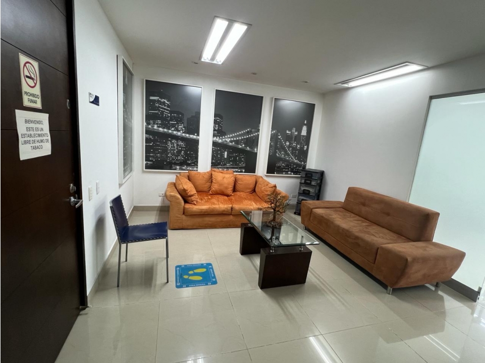 Venta Oficina Santa fé Medellín 53.80 Mts2
