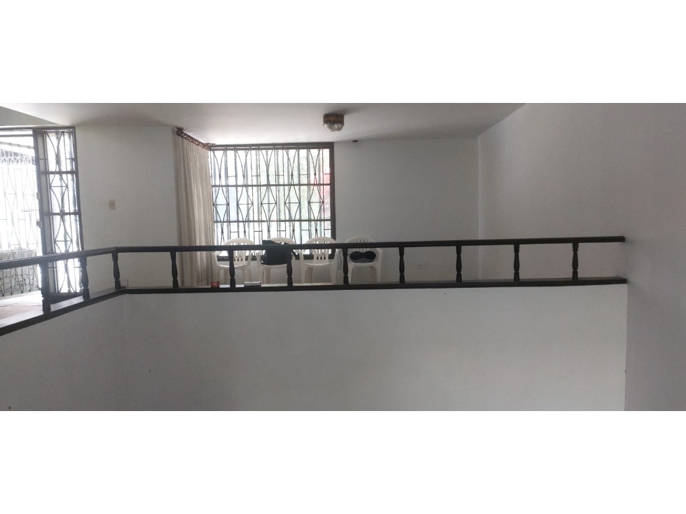 Venta Casa Conquistadores Medellín 350 Mts2 lote de 225 mts2 — foto 5