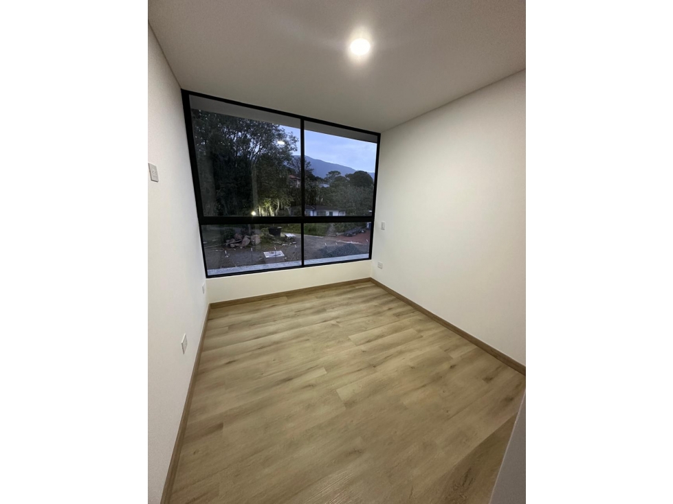 Venta apartamento Duplex Loma del escobero Envigado 159 Mts2 — foto 6