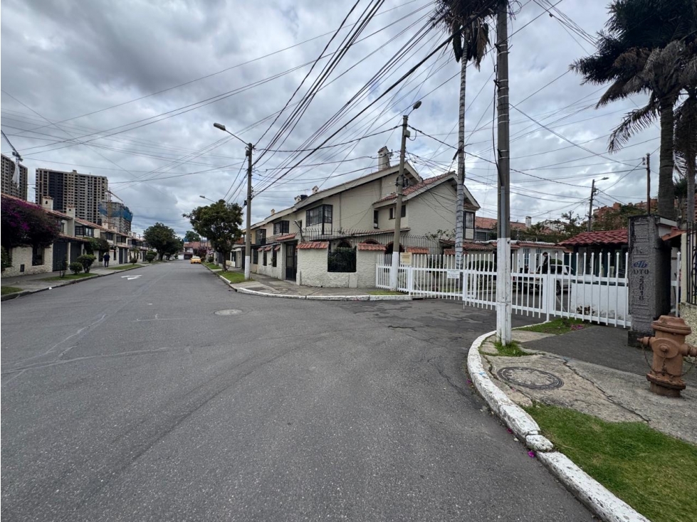 Venta hermosa casa en Bogota