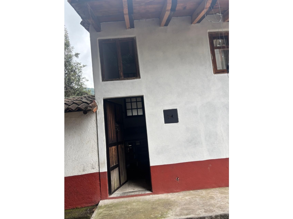 BONITA CASA EN EL CENTRO DE VALLE DE BRAVO — foto 3