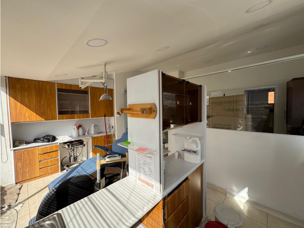 VENDO CONSULTORIO ODONTOLOGICO EN SANTA BARBARA DE 23 M2 — foto 6