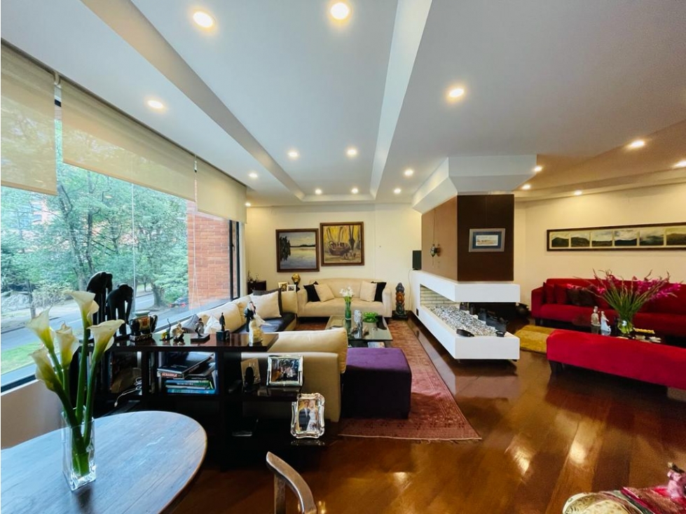 Vendo Apartamento en la Cabrera 260 M2