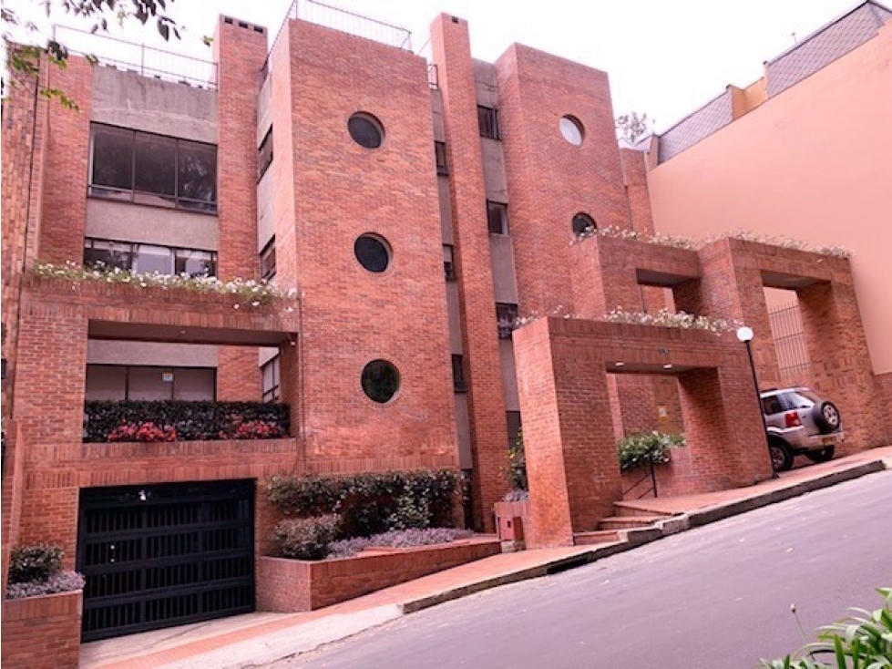 VENDO APARTAMENTO EN BOSQUE MEDINA - TERRAZA 100 M2