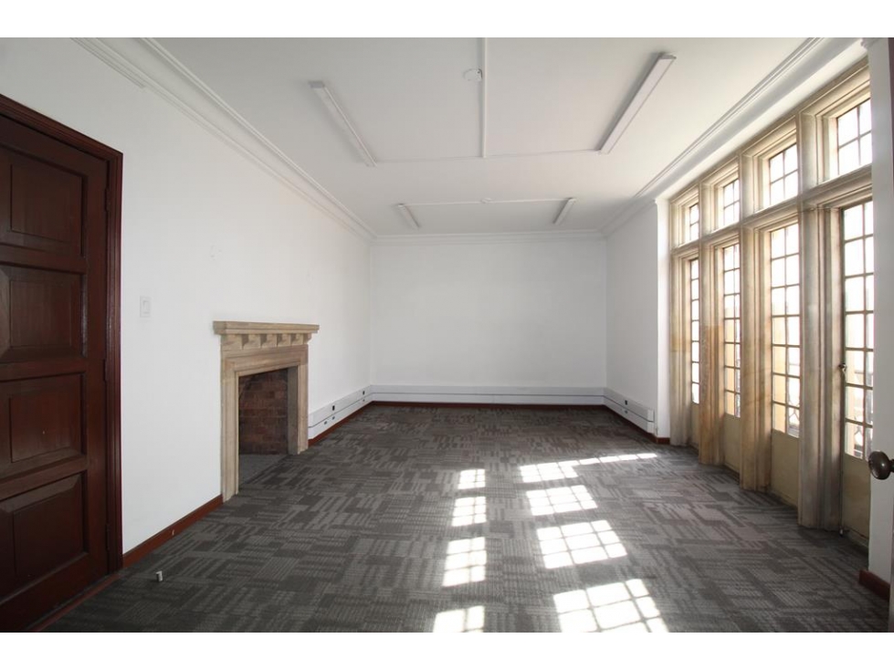 Edificio Centro: 1750m2