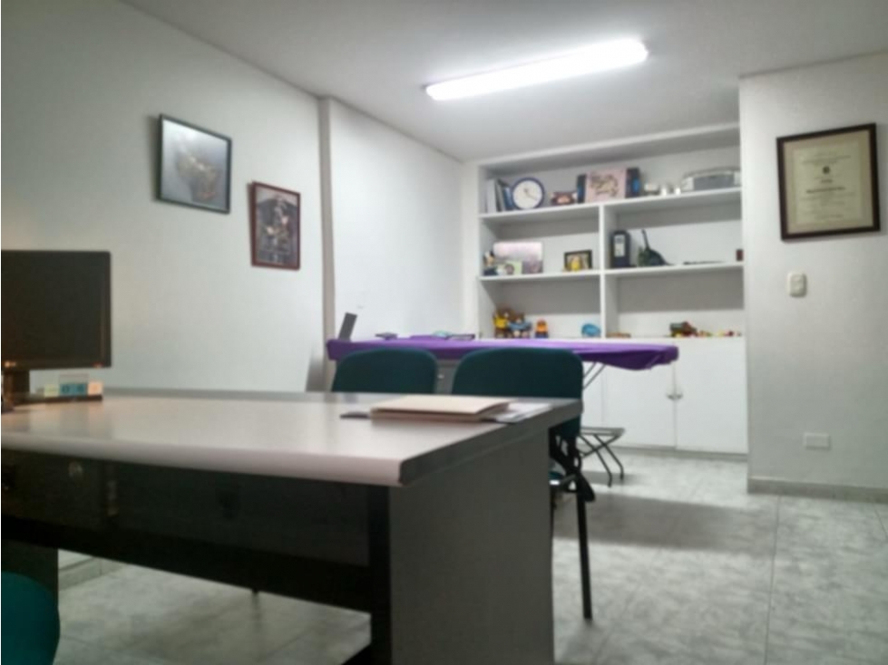 Consultorio Lago Gaitán: 22m2