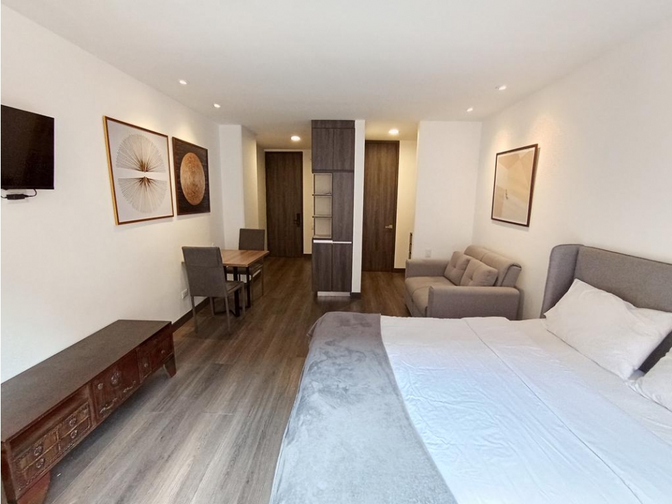 Apto Chicó III: 31m2, balcón, 1 cuarto, 1 baño y 1 parqueadero