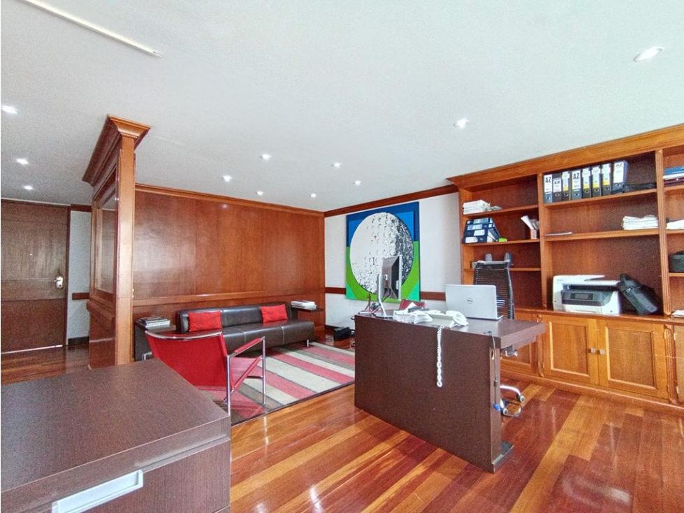 Oficinas El Retiro: 47m2, 1 baño y 1 parqueadero