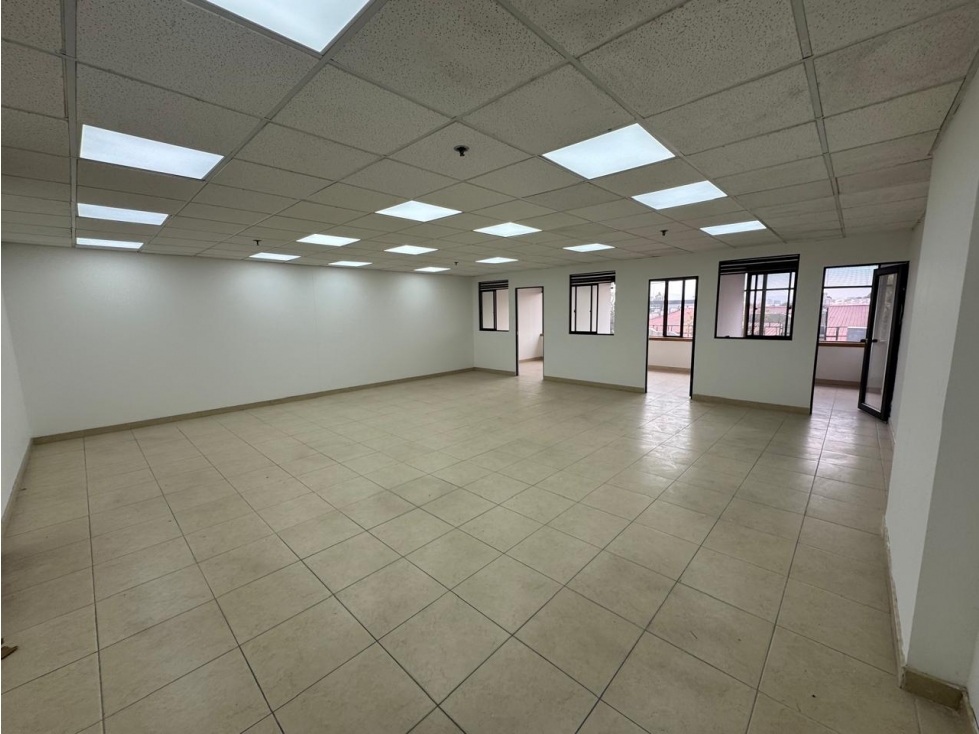Oficinas en el sector de El Dorado: 86m2
