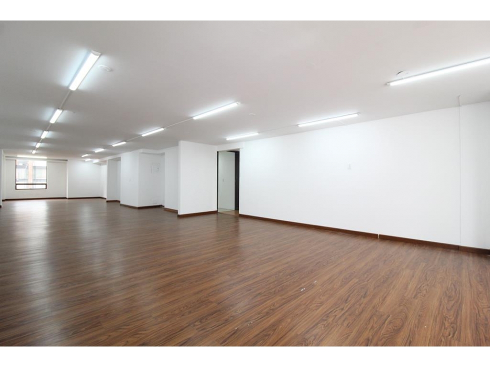 Oficinas sector Centro Financiero: 360m2, 2B y 6P — foto 5