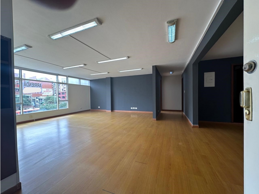 Oficinas Antiguo Country: 130m2 — foto 2