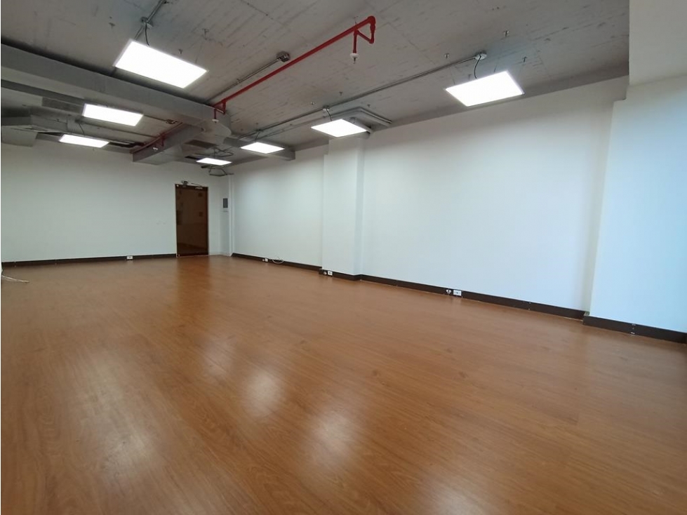 Oficina Chicó: 48m2 y 2 garajes — foto 4