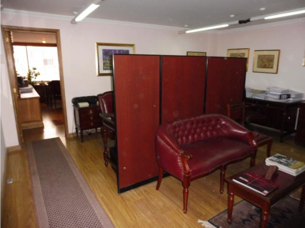 Oficinas Chicó Reservado: 59m2, 1 baño y 2 garajes — foto 2