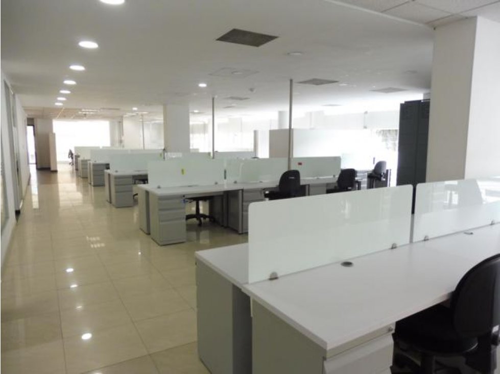 Oficinas::Venta::680m2+74::Chicó R::W1124291 — foto 2
