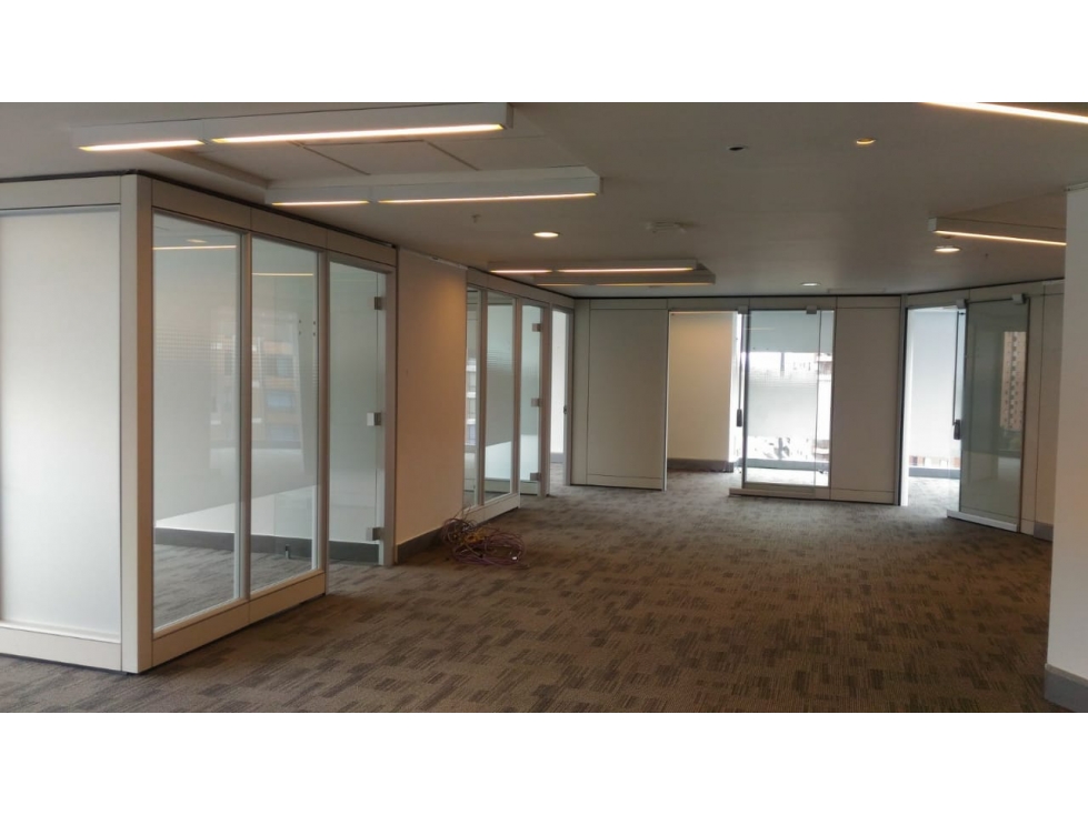 Oficinas::Venta::670m2::Torre Pacific::W4639502 — foto 2