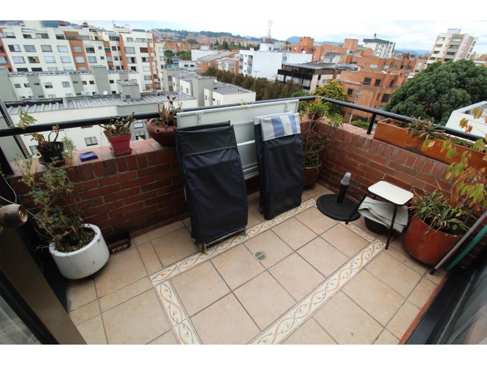 Apto Cedritos: 134m2, balcones, 2 o 3 cuartos, 2.5 baños y 2 garajes — foto 2