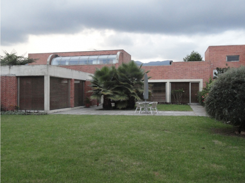 Casa San Simón: 300m2, jardín, terraza, 3H, 4B y 4P — foto 2