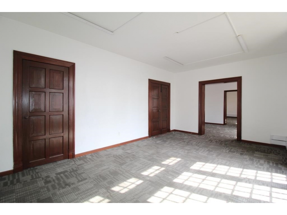 Edificio Centro: 1750m2 — foto 2