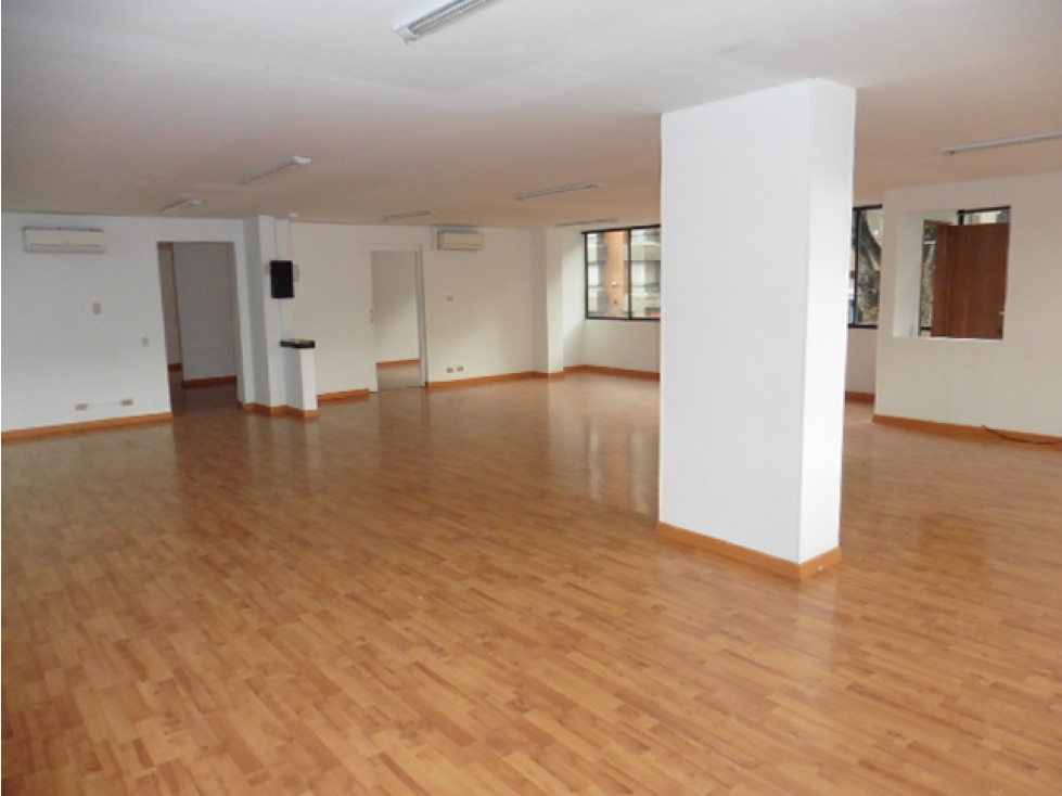Oficinas Chicó: 250m2, 4B y 4P — foto 2