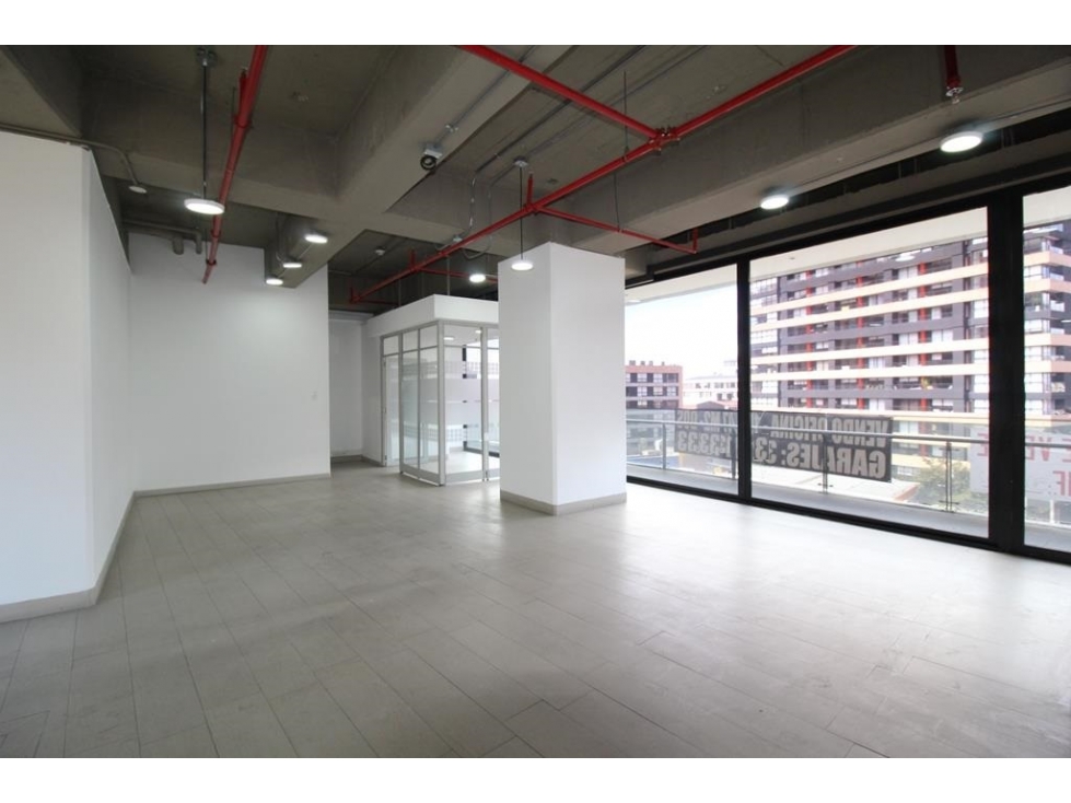 Oficinas Chapinero: 128m2 + terraza 25m2 y 2P