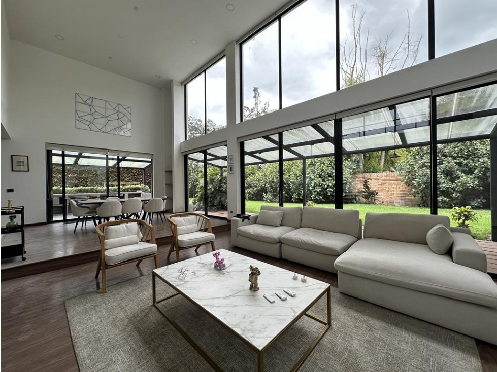 Casa Guaymaral: 567m2, jardín, terrazas, 4H, 4.5B y 4P — foto 2