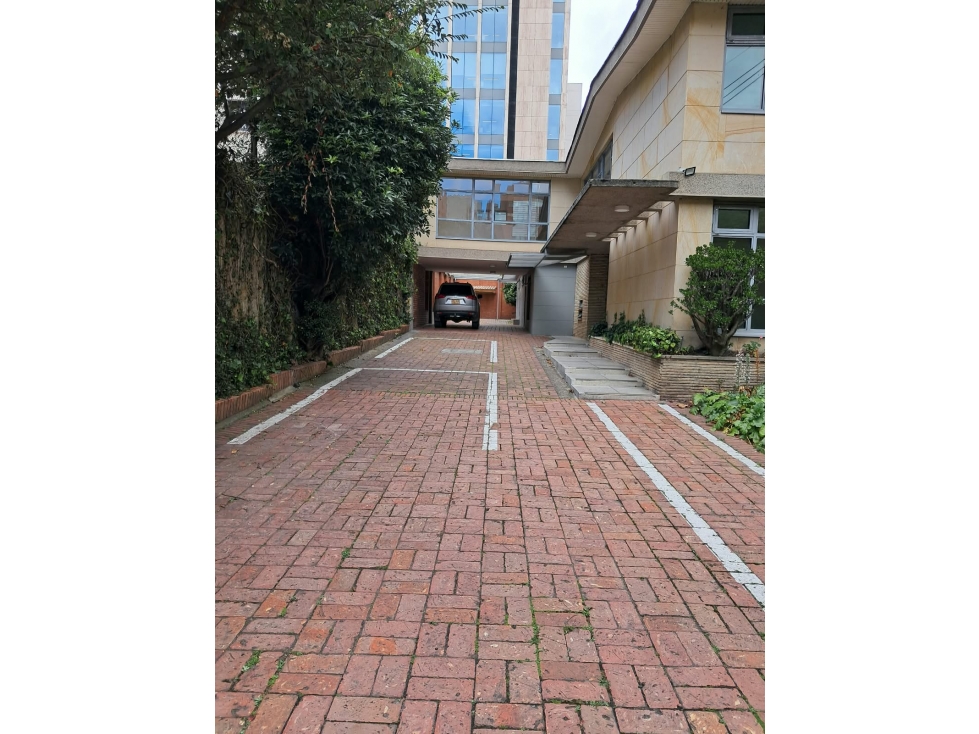 Casa en arriendo para oficinas El Nogal, Bogotá — foto 2