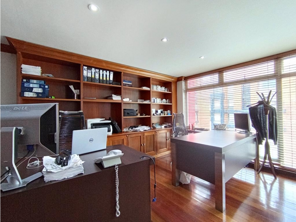 Oficinas El Retiro: 47m2, 1 baño y 1 parqueadero — foto 2