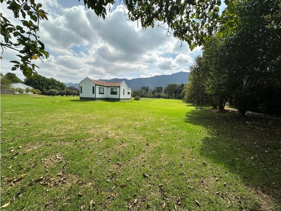 Lote en Tenjo: área de 1 hectárea - 4