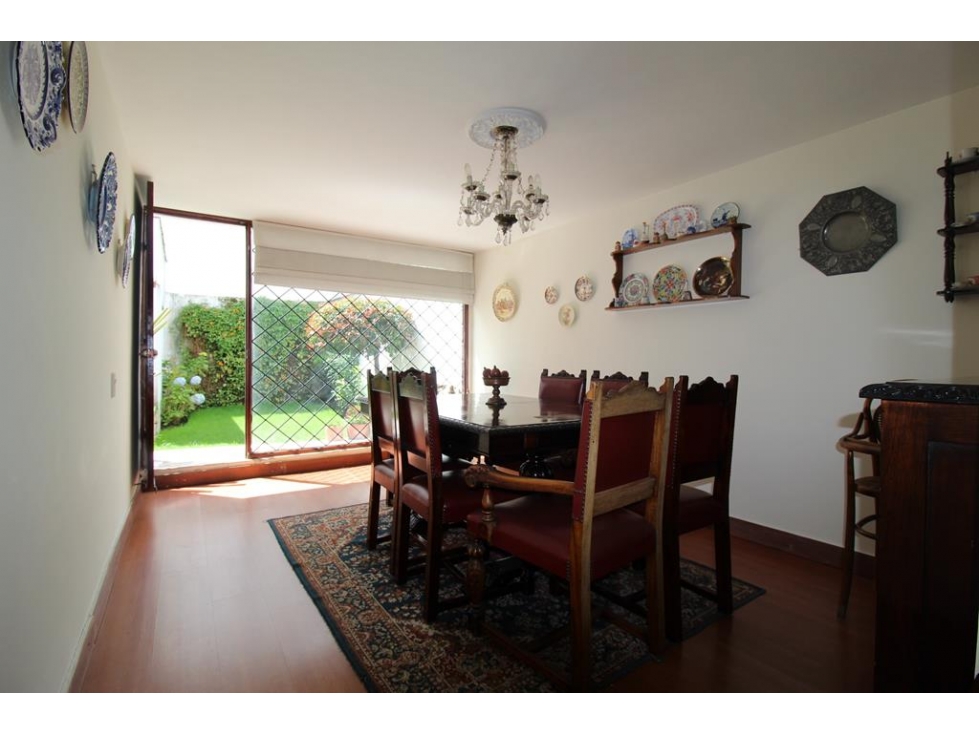 Casa Santa Bárbara: 183m2, jardín, 3 o 4H, 3.5B y 2P — foto 4