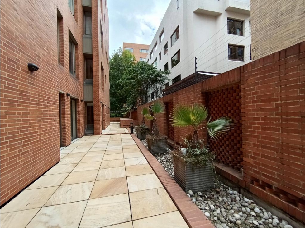 Apto Chicó-Cabrera: 395m2 + terraza 200m2, 4H, 4.5B y 3P