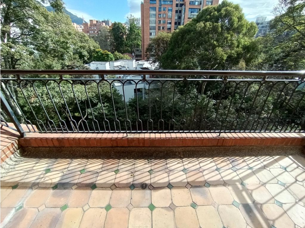Apto penthouse La Cabrera: 387m2 + terraza, balcón, 4H, 6B y 3P — foto 4