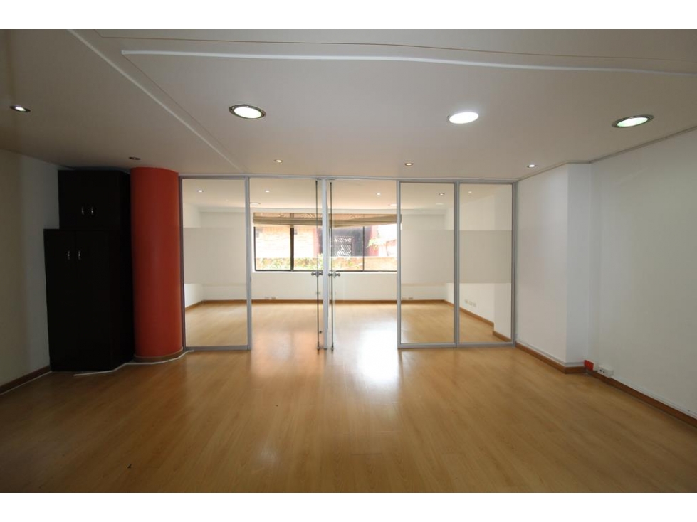 Oficinas en Chicó, Parque de la 93: 55m2 y 1 parqueadero — foto 3