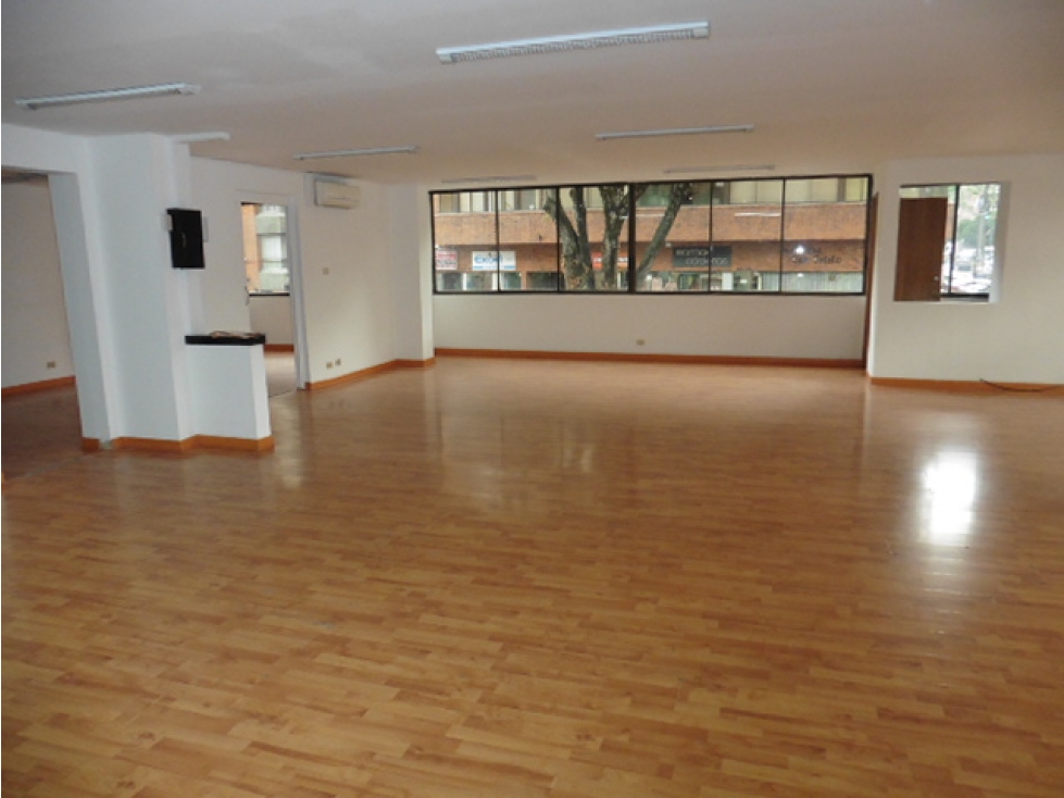 Oficinas Chicó: 250m2, 4B y 4P — foto 3