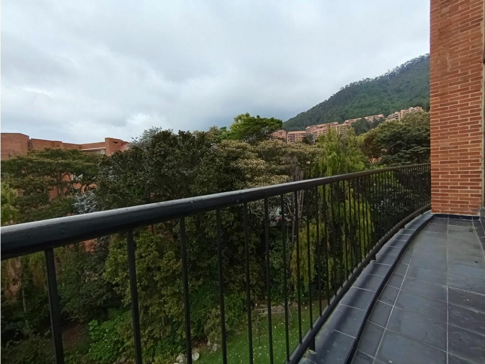Apto Santa Bárbara Alta: 448m2 + terraza y patio, 3H, 3.5B y 4P — foto 3