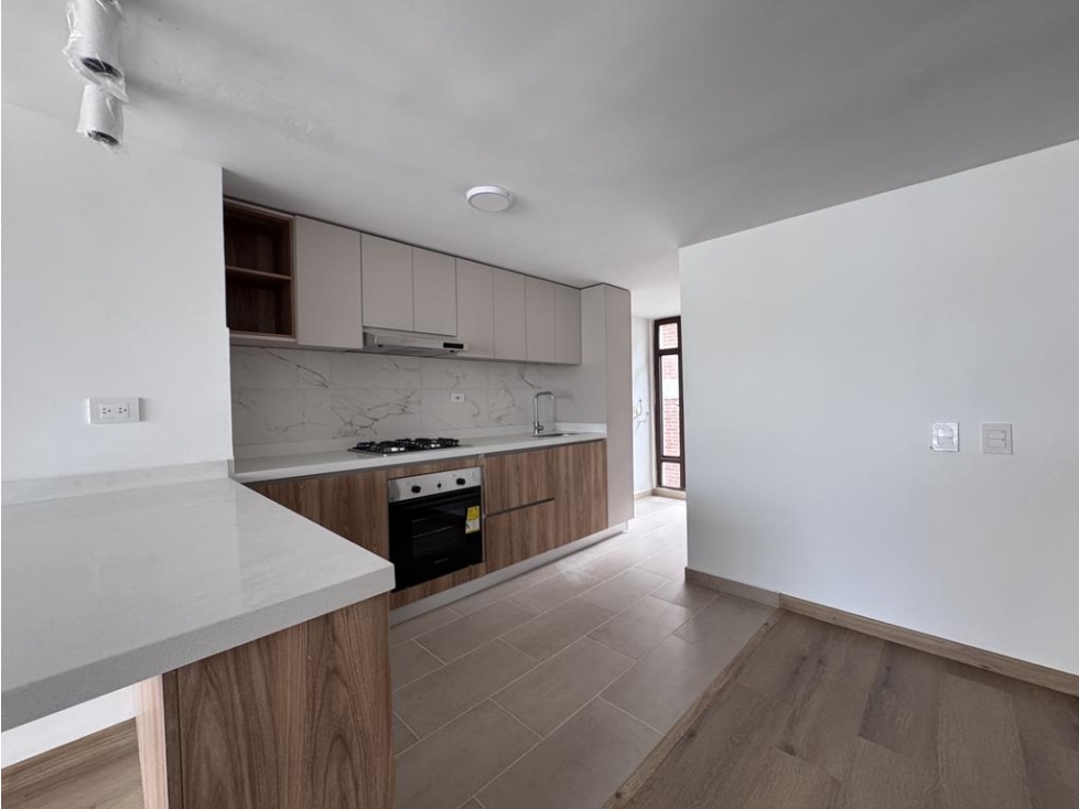 Apto Santa Bárbara Central: 105m2, 2 cuartos, 2.5 baños y 1 garaje — foto 3