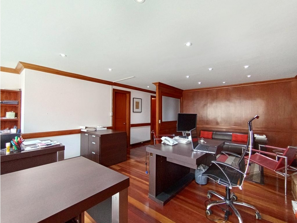 Oficinas El Retiro: 47m2, 1 baño y 1 parqueadero — foto 3