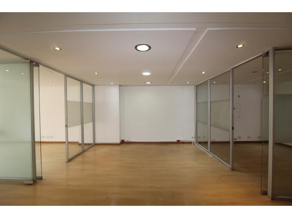 Oficinas en Chicó, Parque de la 93: 55m2 y 1 parqueadero — foto 4