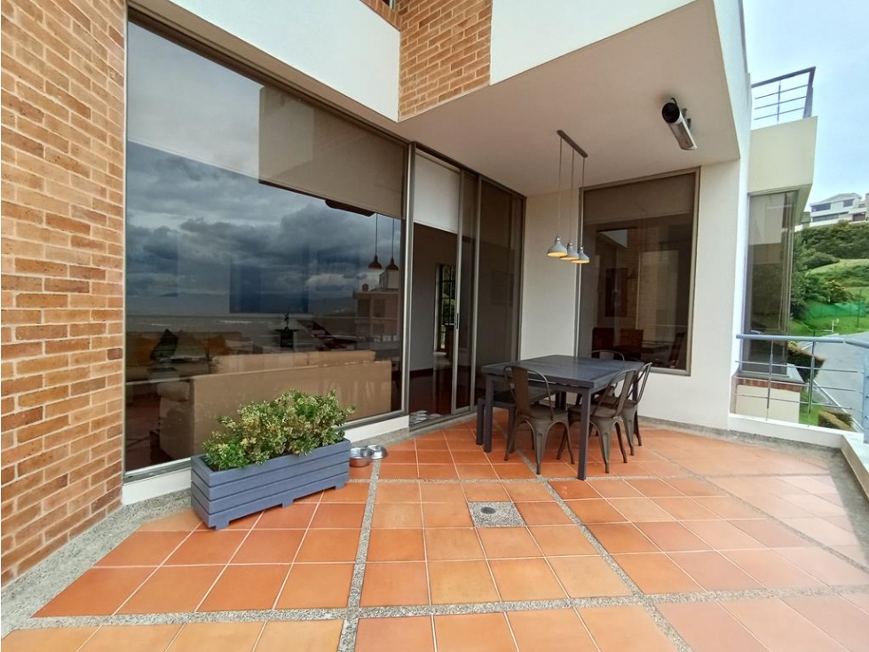 Casa Aposentos: 440m2, terrazas, balcones, 4H, 3.5B y 4P — foto 4