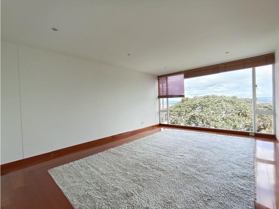 Apto Torres de Llorente: 245m2, 3H, 3.5B y 1P — foto 4