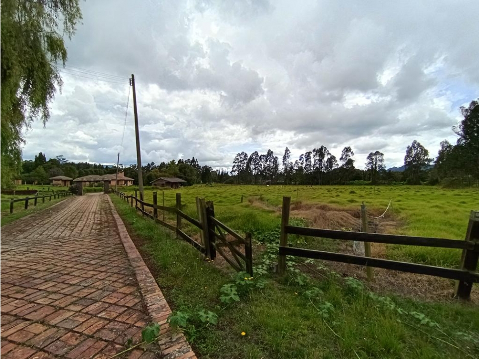 Casa/finca/lote en Fagua, Cajicá: 463m2, jardín, lote 5F, 4H y 4B — foto 4