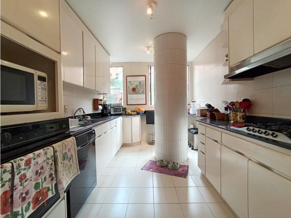 Apto Rosales: 220m2, 2 cuartos, 2.5 baños y 2 parqueaderos — foto 4