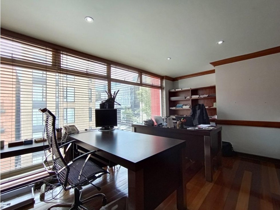 Oficinas El Retiro: 47m2, 1 baño y 1 parqueadero — foto 4
