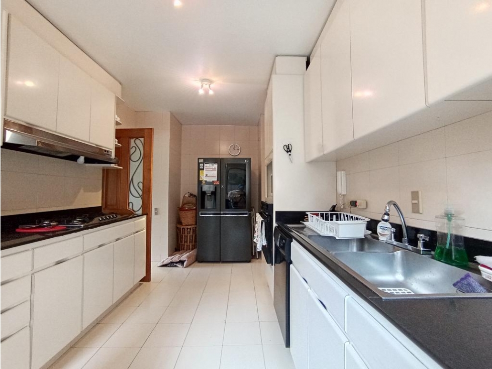 Apto Rosales: 220m2, 2 cuartos, 2.5 baños y 2 parqueaderos — foto 5