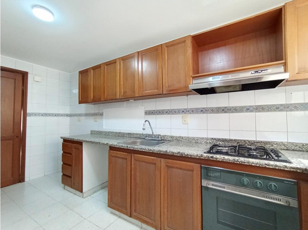 Apto Chicó Reservado: 87m2, 2 cuartos, 2 baños y 2 parqueaderos - 5