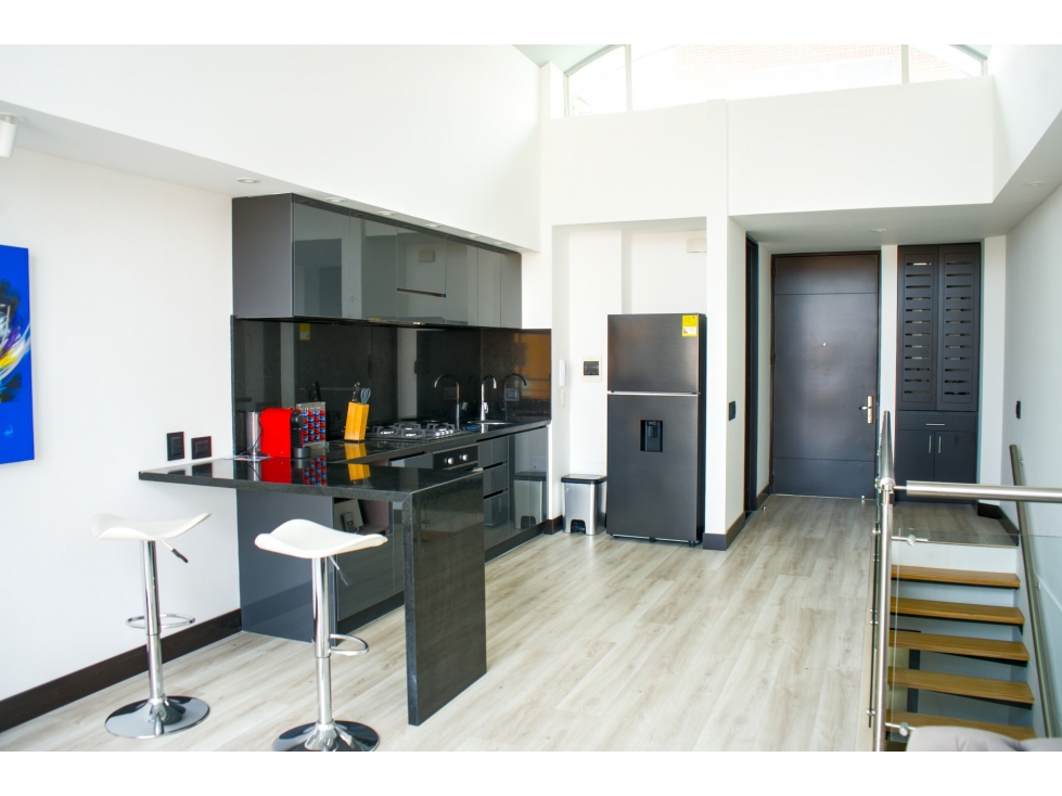 Apartamento duplex remodelado para la venta en San Patricio, Bogotá — foto 4