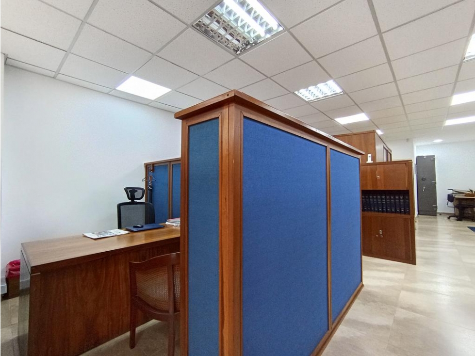 Oficinas El Nogal - Espartillal: 89.56m2, 1 baño y 2 parqueaderos — foto 6