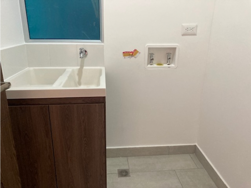 LA FELICIDAD, APARTAMENTO EN VENTA — foto 2